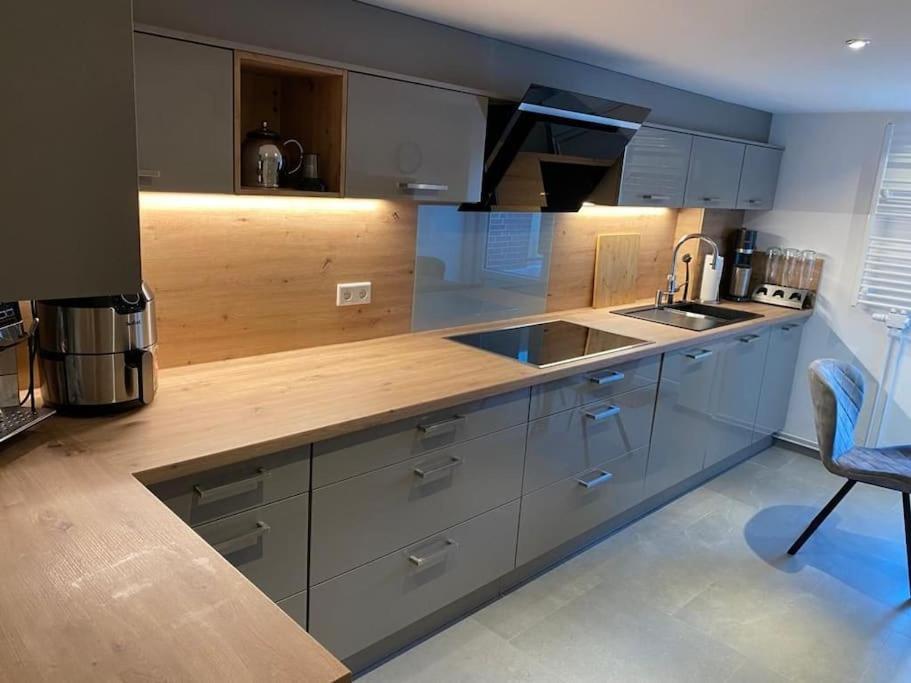 Ferienwohnung Hereinspaziert Вільгельмсгафен Екстер'єр фото