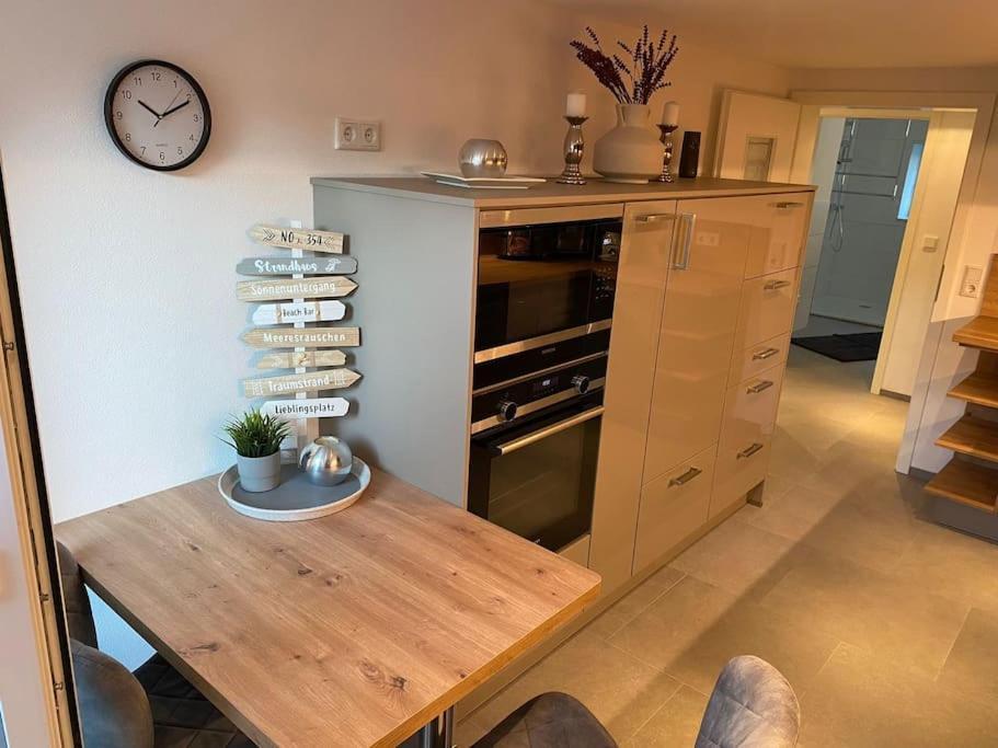Ferienwohnung Hereinspaziert Вільгельмсгафен Екстер'єр фото